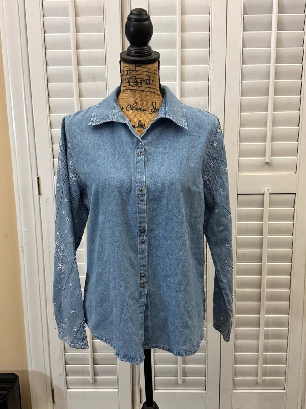 Bobbie Brooks Button-Front Chambray Blue Blouse with Embroidered Sleeves